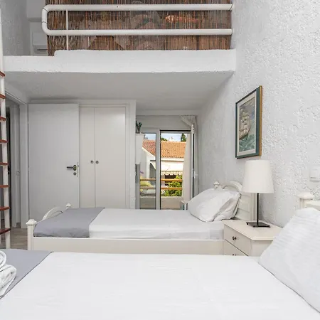 Ferienhaus Aggistri Seafront House Pefkochori