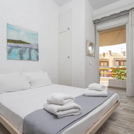 Aggistri Seafront House Ferienhaus
