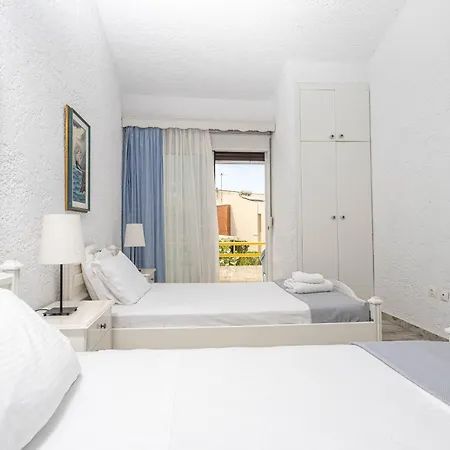 Aggistri Seafront House *