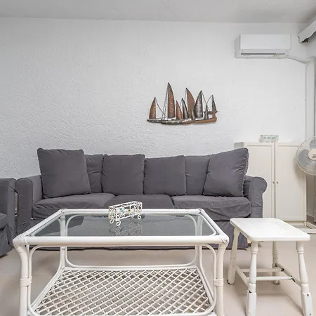 Aggistri Seafront House Pefkochori
