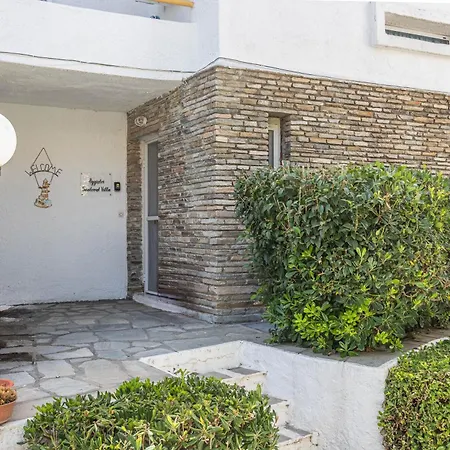 Ferienhaus Aggistri Seafront House *